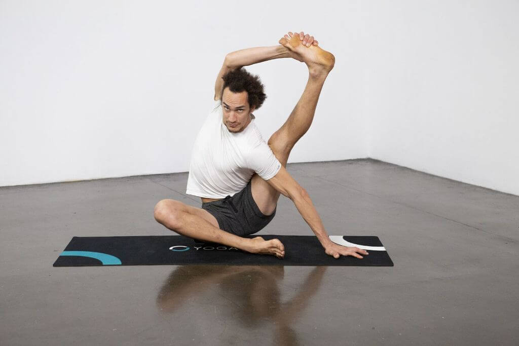 Compass Pose (Parivrtta Surya Yantrasana) - Yoga Pose