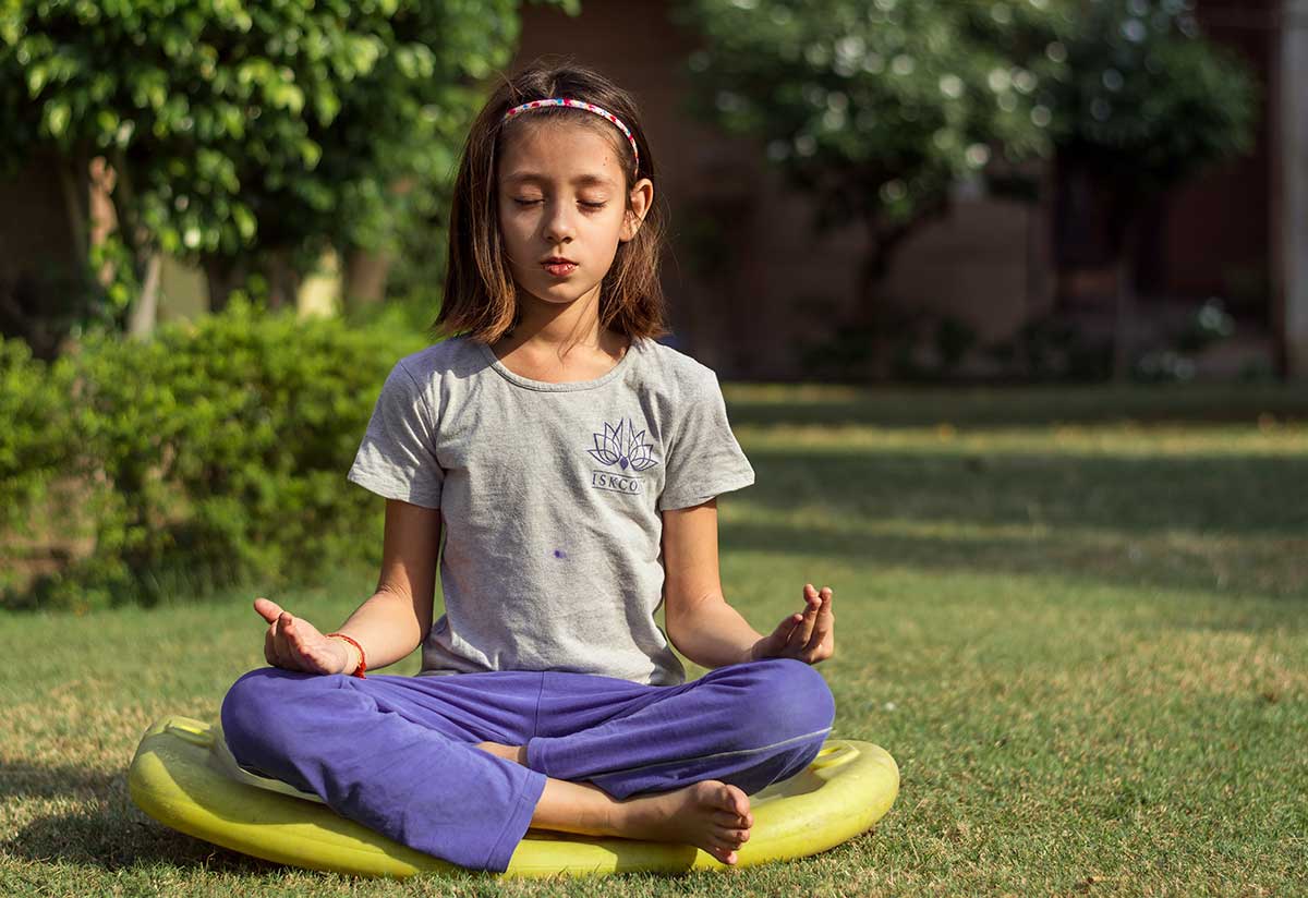 Yoga For Kids: How to Get Your Kids Excited About Yoga 