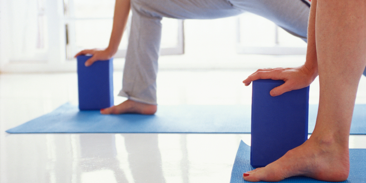 7 Teaching Tips Every Yoga Teacher Should Know - Gaiam